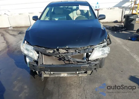 2008 Toyota Camry Le z USA, uszkodzony, nr VIN 4T4BE46K08R032429